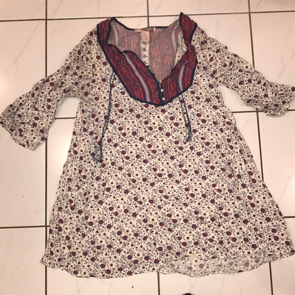 BEAUTIFUL Flowy floral longer top